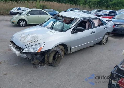 2005 Honda Accord 2.4 Dx z USA, uszkodzony, nr VIN 1HGCM56115A169431